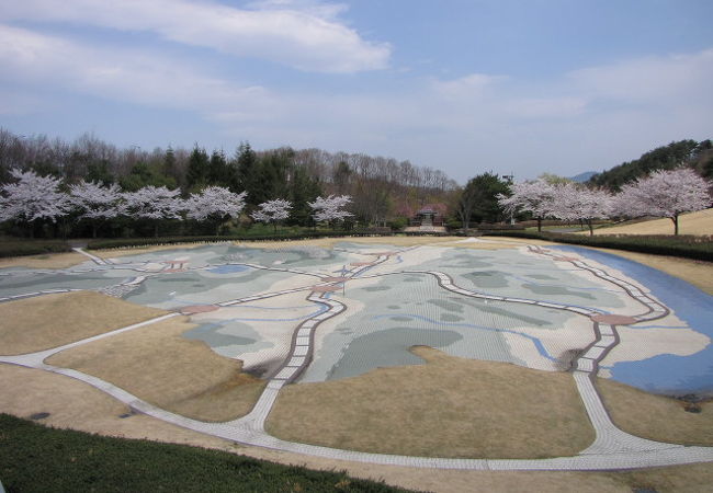 空港隣接の公園です