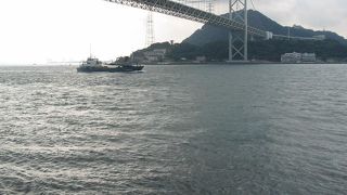 関門海峡を眺めながら歴史に思いを寄せることができました