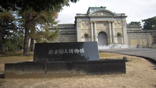 仏像をゆっくり鑑賞できます。