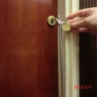 部屋の鍵。コツがいります。