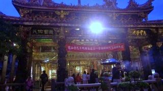 地元の人の信仰厚いお寺