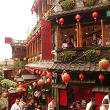 昔映画のシーンに使われた有名な御茶屋の風景