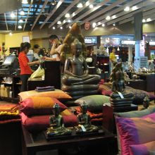 アルチザン･アンコールのセンスが光る店内☆