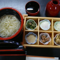 お昼ご飯　釜揚げうどん