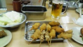 週末は1時間以上並びます。