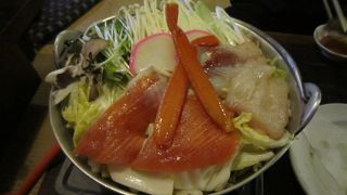 スキーシーズンの週末は早めの予約を