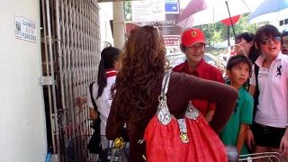 マラッカの名物料理？チキンライスならココ、行列のできる店。