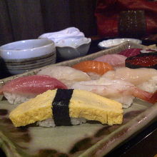 握り寿司はネタがとても新鮮でした