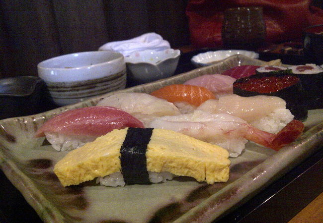 握り寿司はネタがとても新鮮でした
