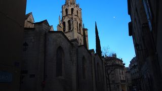 時計台広場より東側のゴシックの教会