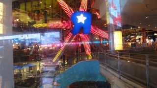 遊園地みたいです。