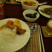 やや中華料理的