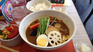 おいし～い！ボリューム満点のスープカリー。