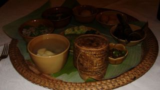 ちょっと贅沢にラオス料理