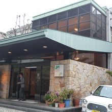 み奈美亭・玄関