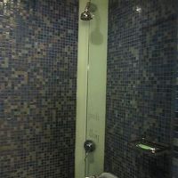 シャワーブース