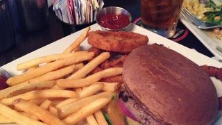 サラダバーがお得！