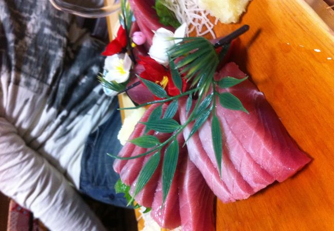 湯本の地元の方の居るお店