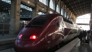 ブリュッセル移動には便利です。