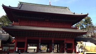 初めて境内を一周しました。