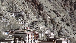 ラダック最大のゴンパ