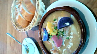 鮮やかで目でも楽しめる料理