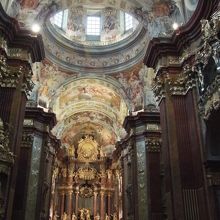 バロックしています。