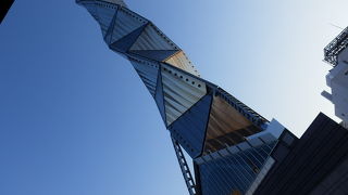 立派なパイプオルガン