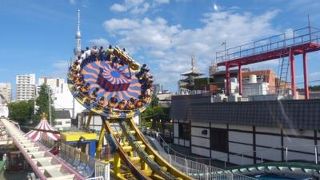 昼間の浅草花やしき