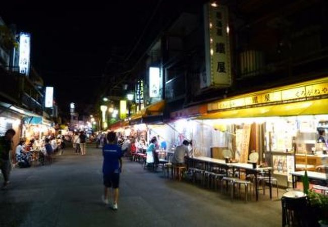 夜の浅草ホッピー通り 