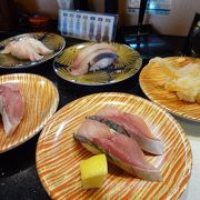 気軽に地場の魚が味わえる回転寿司