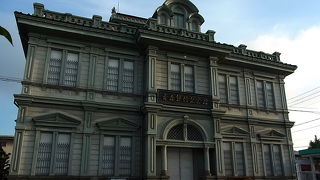 開館時間に注意