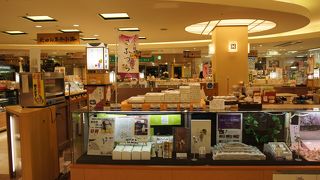 秋田代表銘菓である「さなづら」のお店