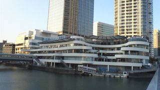 横浜そごうへ行ってから行くと判り易い