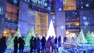 初の生３Ｄプロジェクションマッピング