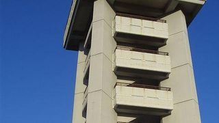 展望台からは天気がよければ富士山が見えます