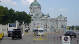欧風建築の宮殿