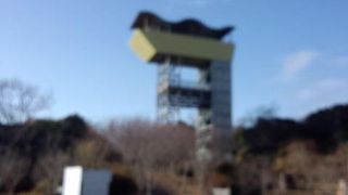 展望台、芝生広場があります。