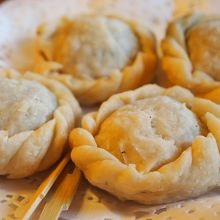 ジャスミン茶の入った揚げ菓子美味しかったー！