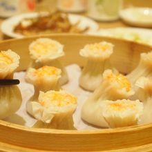 エビシュウマイも美味しいよー。