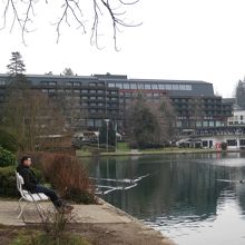 ブレッド湖は一周してもわずか６ｋｍほど。