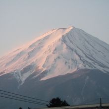 朝焼けの富士山