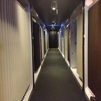 ファーストクラスのフロア