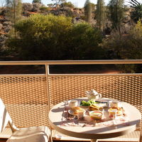 自炊の朝食と前庭