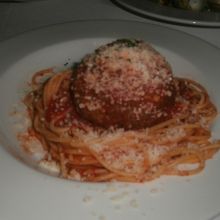 ミートボールは大きかった