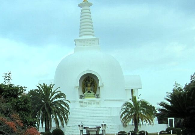 仏舎利塔とは釈迦の遺骨を納めた塔