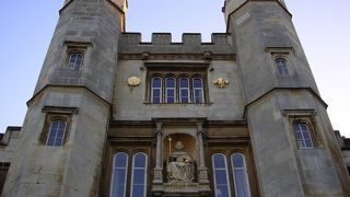 ケンブリッジ大学は立派でした