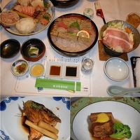 夕食です。これらはほんの一部です。本当にたくさんありました。