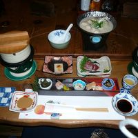 馬刺し、やまめがおいしかった