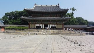 世界遺産‘昌徳宮’の正殿